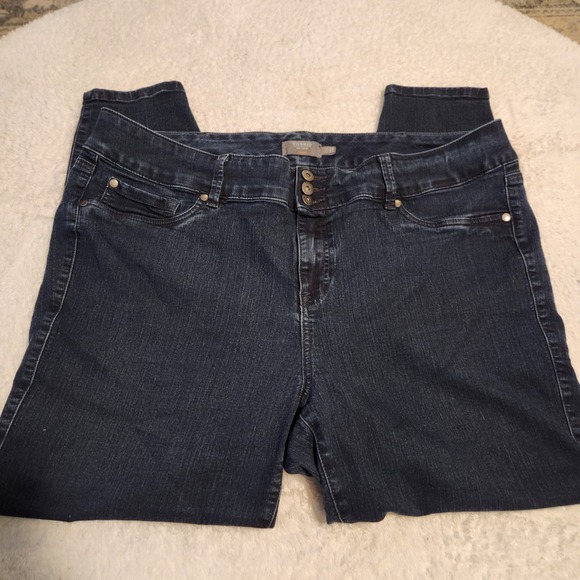 torrid Denim - Torrid Super Stretch Jegging Dark Wash High Rise Triple Button Jeans 24T Tall